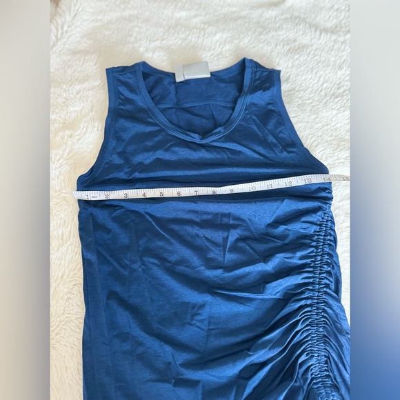 Beautiful top 💙 - Picture 8 of 13